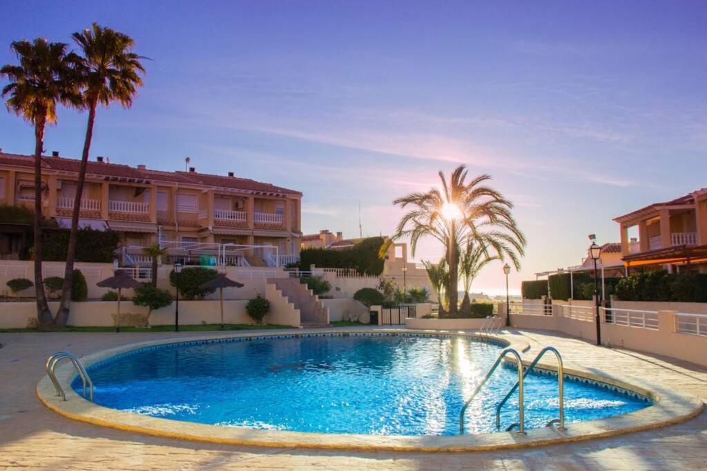 Escapate Y Disfruta Del Sol En Hermosas Playas, Apartamento Espectacular, Santa Pola, Alicante Zewnętrze zdjęcie